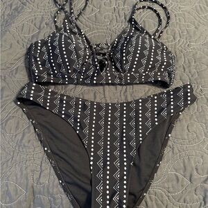 Cupshe Black and White Patterned Bikini